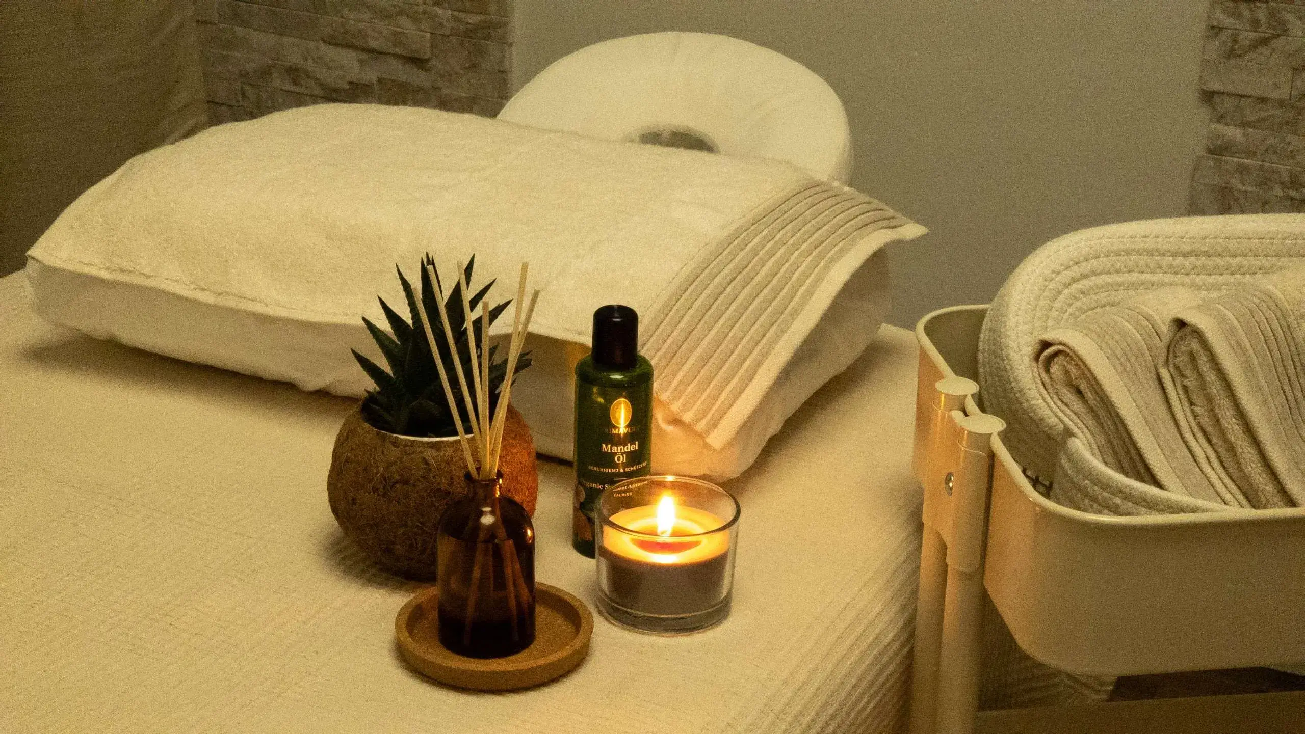 Private, modern Thai treatment environment